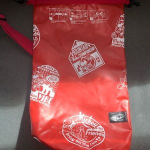 💄VINTAGE Disney Mickey & Friends Waterproof Sling Bag